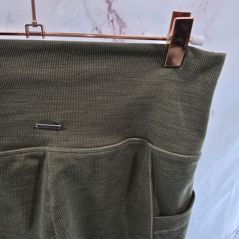 Prana Leggings Womens Large Green Becksa Ribbed High Rise Crop Short Length 7/8 - Picture 11 of 12